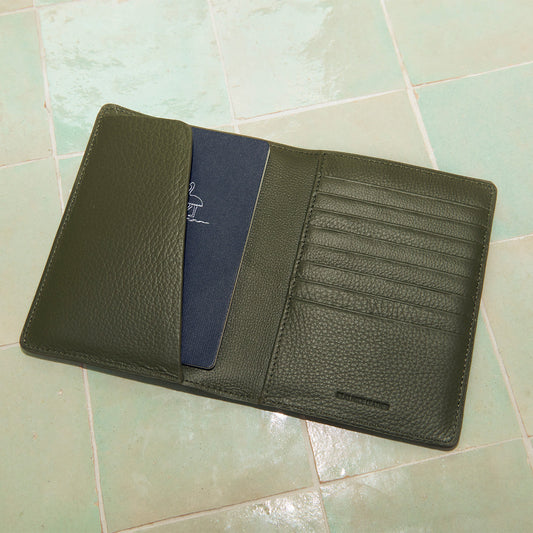 In Transit Passport Wallet - Khaki